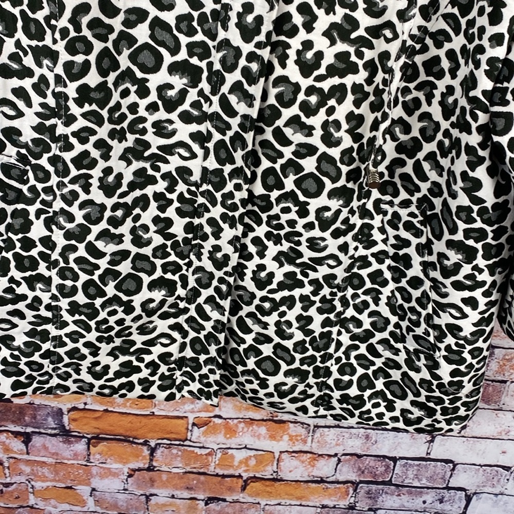 Erin London Black and White Leopard Oversized Jacket Sz L - Picture 6 of 14